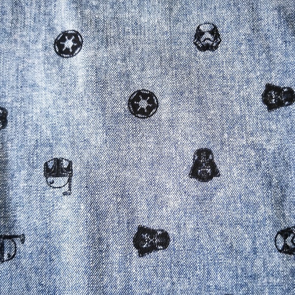 Boy's Star Wars Button Up Shirt - Picture 2 of 3